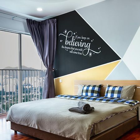 Southwest Island Suite By D Imperio Homestay Bayan Lepas Ngoại thất bức ảnh